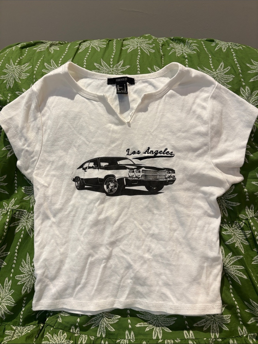 Forever 21 White 'Los Angeles' Car Graphic Short Sleeve Tee